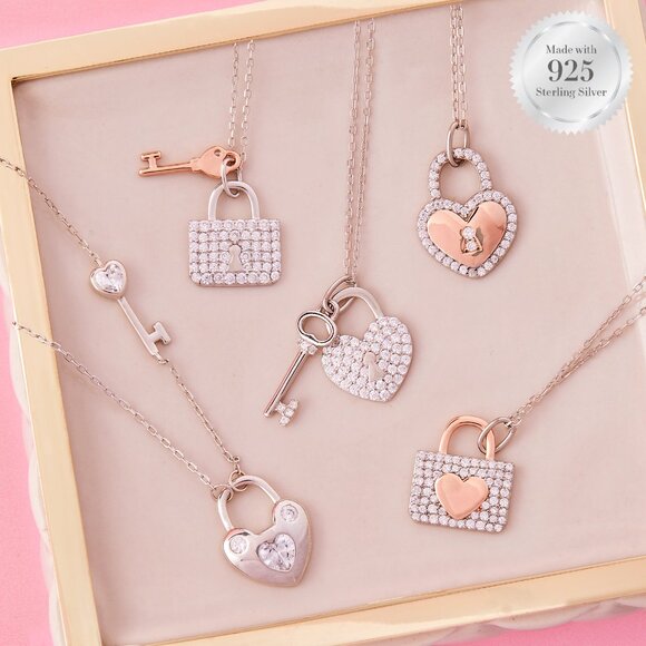 Heart Lock Necklace - 925 Sterling Silver Charmed Aroma Valentine Collection - Picture 2 of 3